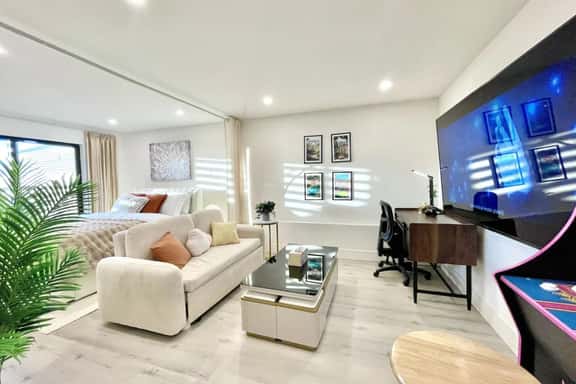 Modern Coastal 2BR Steps to Surf, SF Zoo & GG Park - Image 1