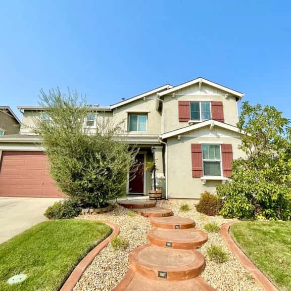 Tranquil Gardens Retreat | Mins to Thunder Valley - Image 1