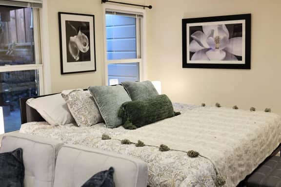Garden Retreat • Easy Transit to Downtown & UCSF - Image 4